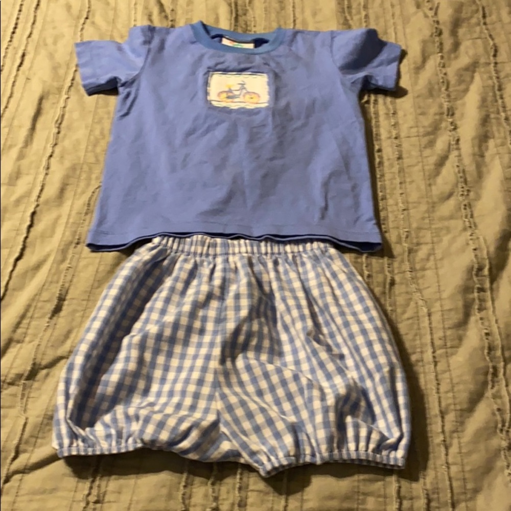 Shrimp and grits shirt and short set.